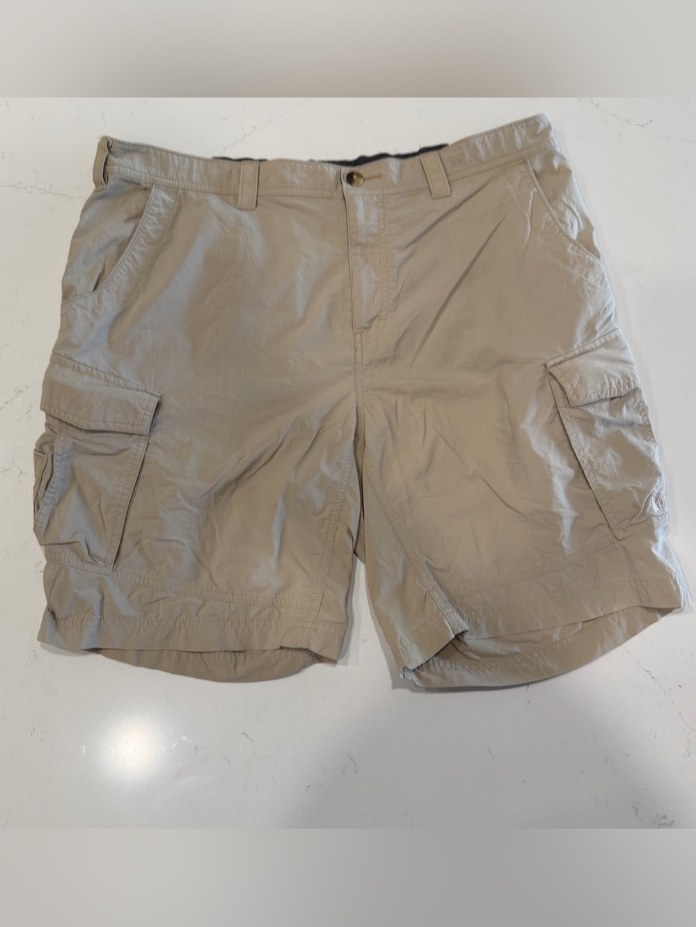 REI Men's Tan Cargo Shorts XL